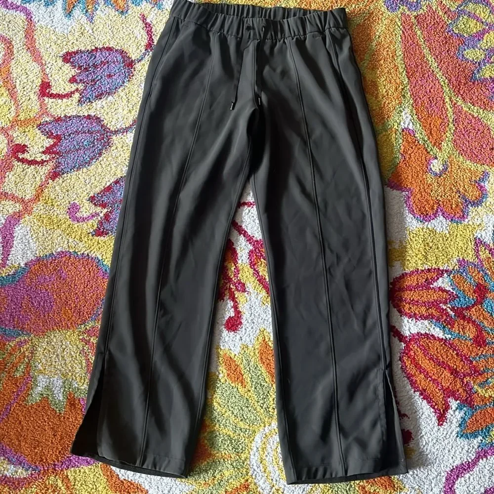 LULULEMON ATHLETICA ON THE RIGHT TRACK PANTS SIZE 10